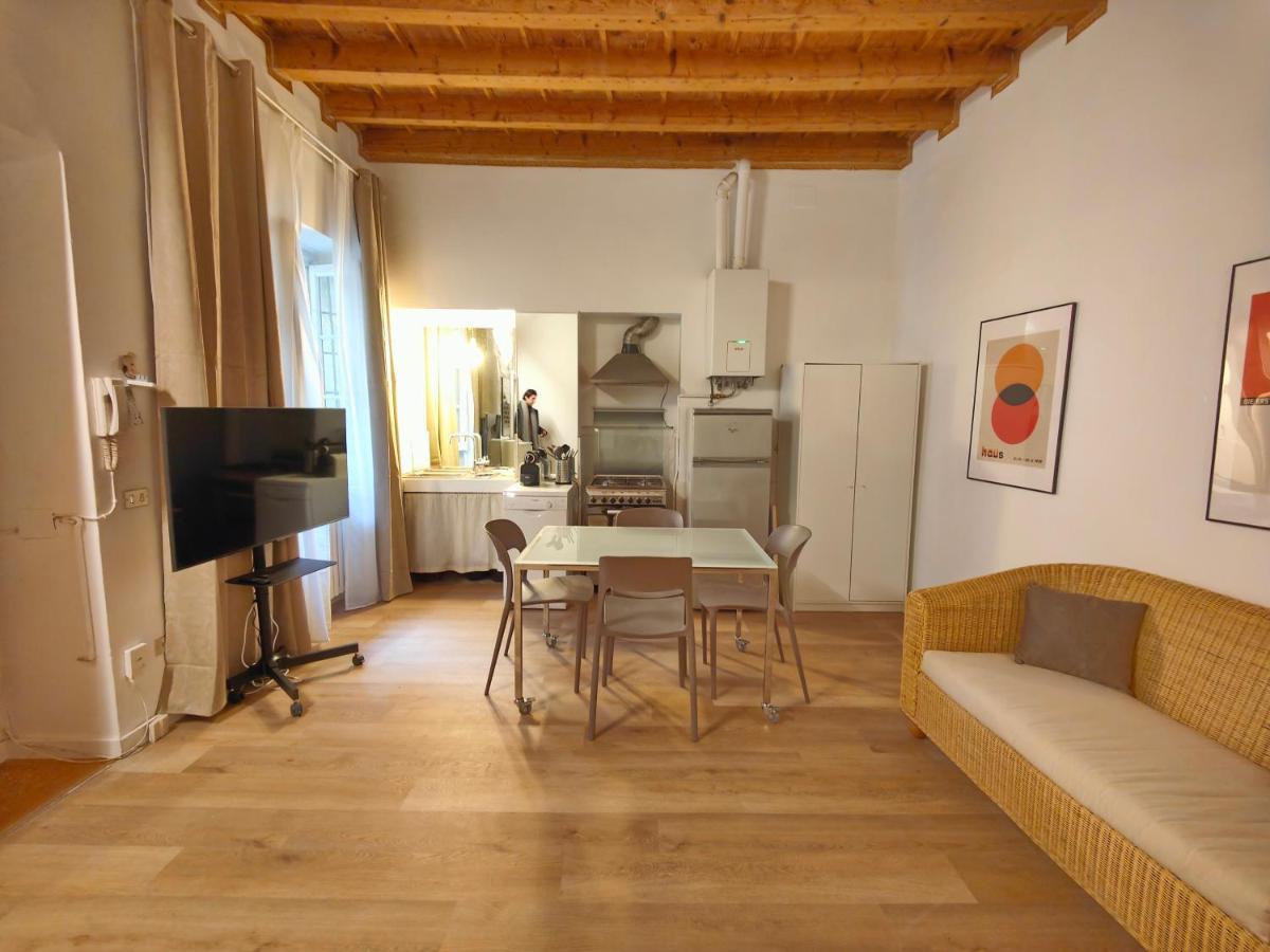Crocetta Charme Apartment Milan